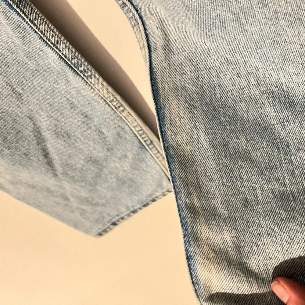 Vintage Levis 555 Relaxed Fit Straight Leg Jeans Light Wash Made in USA 31x30